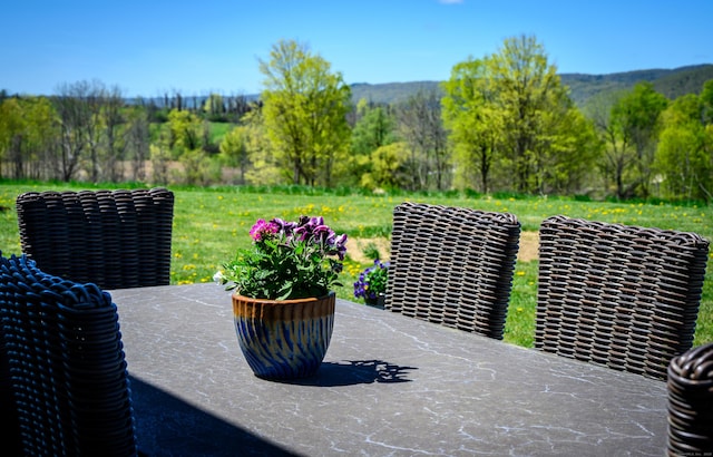 34 Knibloe Hill Rd, Sharon, CT 06069 - view of patio / terrace