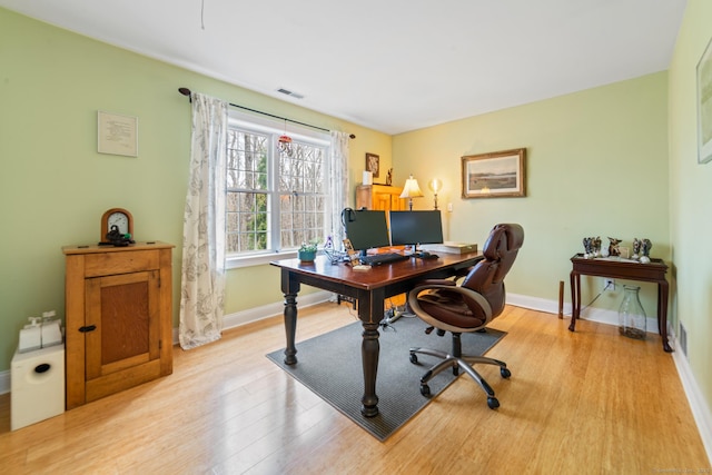 24 Scott Rd, Oxford, CT 06478 - office featuring light wood-style flooring and baseboards