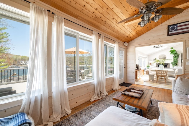 70 N Lake Shore Dr, Brookfield, CT 06804 - view of sunroom / solarium