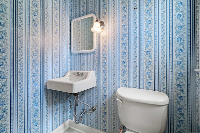 240 Barbara Rd, Middletown, CT 06457 - bathroom featuring toilet and baseboards