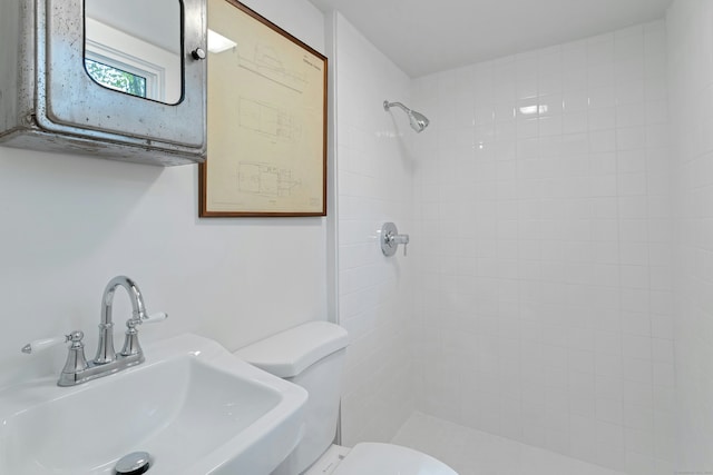 112 Easton Rd, Westport, CT 06880 - bathroom featuring toilet and tiled shower