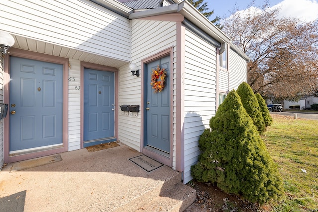 view of entrance to property