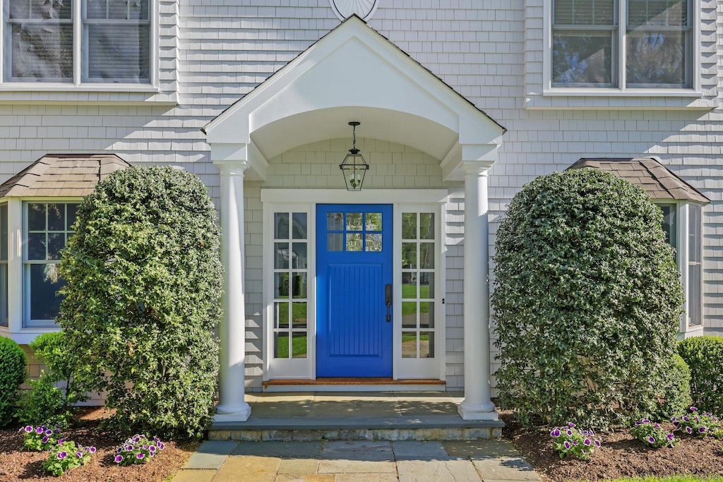 view of exterior entry