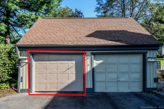 920 Heritage Vlg Unit A, Southbury, CT 06488 - view of detached garage