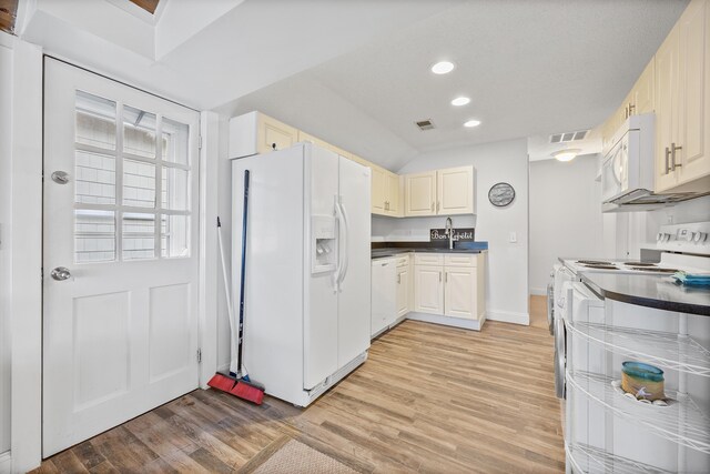 78 Hartford Ave, Old Saybrook, CT 06475 - photo 12