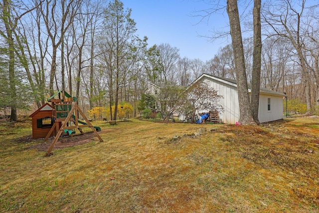 view of yard featuring a playground