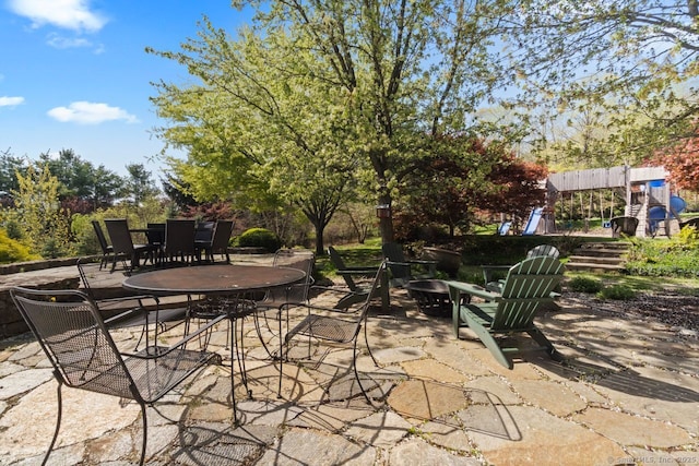 view of patio / terrace with outdoor dining space