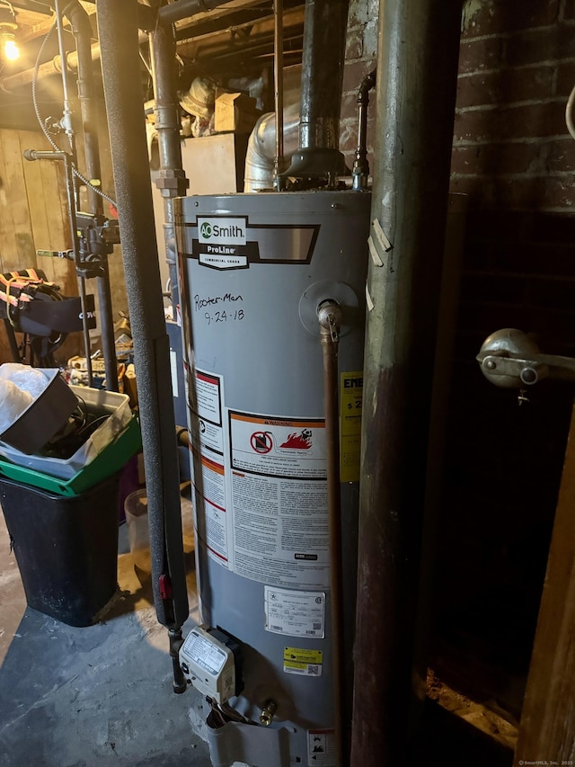 572 Forbes St, East Hartford, CT 06118 - utility room featuring water heater