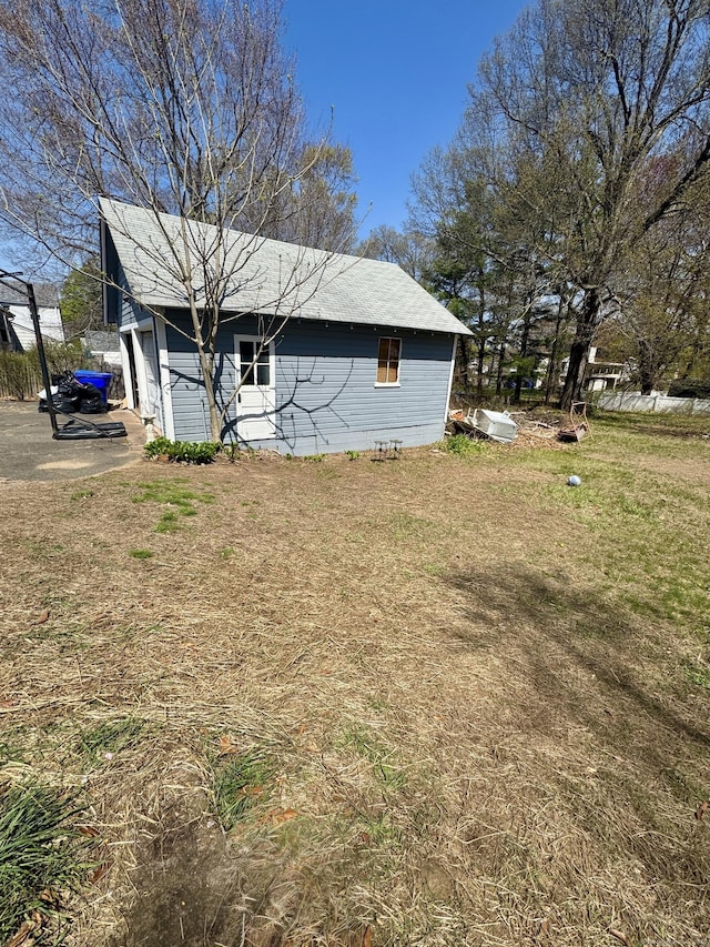 572 Forbes St, East Hartford, CT 06118 - view of property exterior featuring a lawn