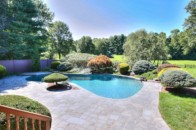 8 Northfield Dr, Westport, CT 06880 - photo 3