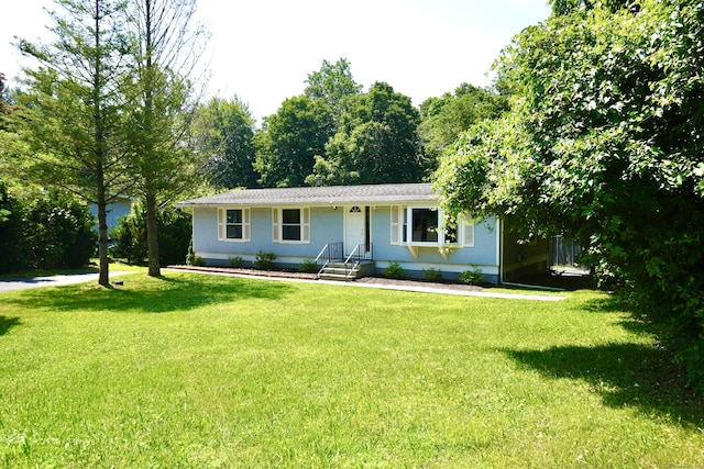 61 Forest St, Naugatuck, CT 06770 - ranch-style house featuring a front lawn