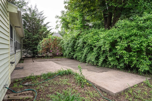 955 N Main St, West Hartford, CT 06117 - view of patio / terrace