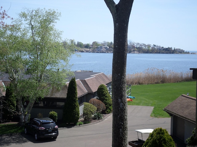view of water feature