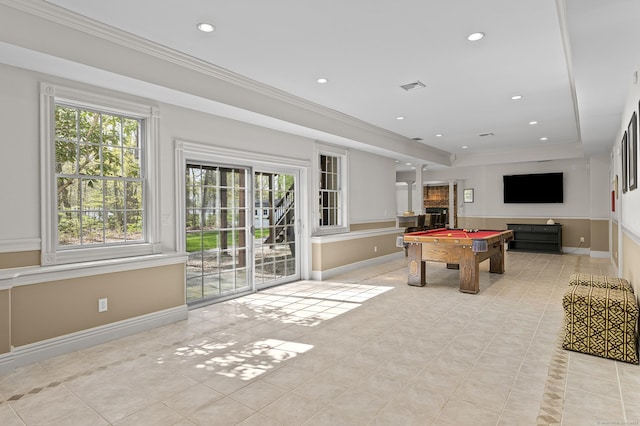 recreation room featuring billiards, baseboards, recessed lighting, and visible vents