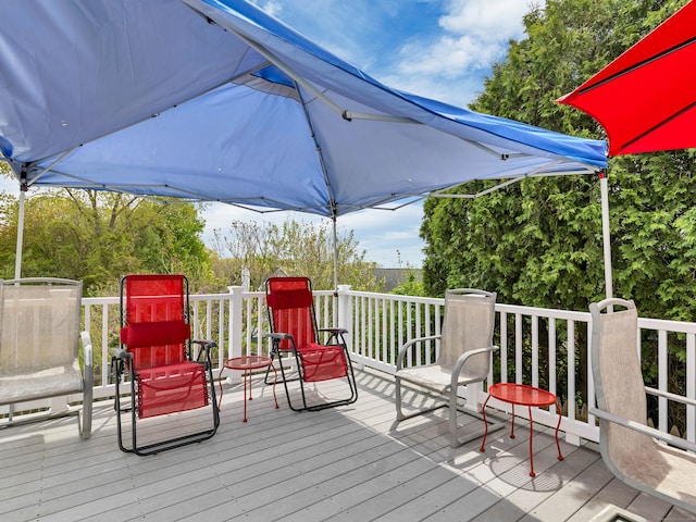 29 Washington Dr, Groton, CT 06340 - view of wooden deck