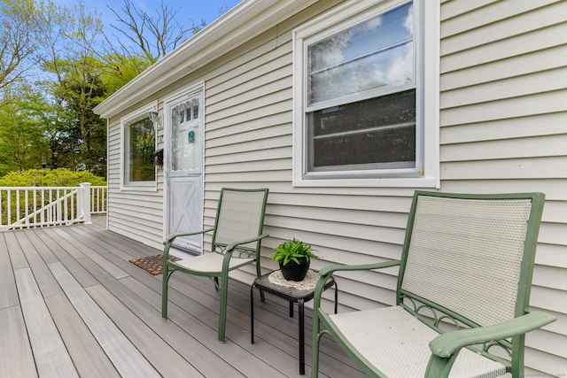 17 Glimmer Gln, East Haddam, CT 06415 - view of wooden terrace