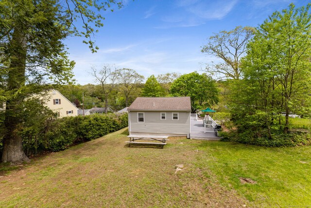 17 Glimmer Gln, East Haddam, CT 06415 - rear view of house featuring a deck and a yard