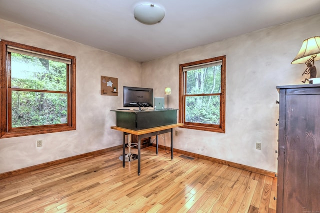 1540 Paradise Ave, Hamden, CT 06514 - office area featuring light wood-type flooring and baseboards