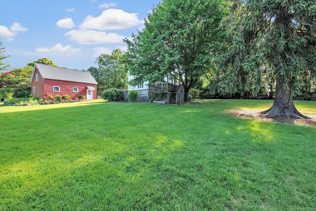 331 Elm St, Monroe, CT 06468 - view of green lawn