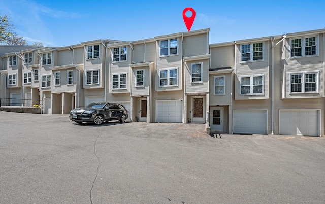 25 Deerwood Ln Unit 8, Waterbury, CT 06704 - view of front of property featuring a residential view