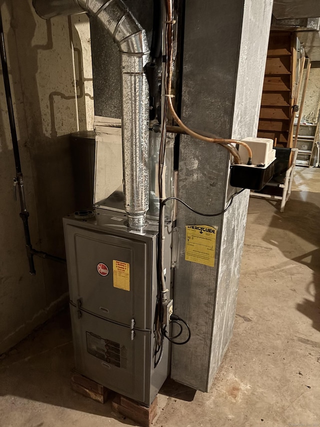 view of utility room
