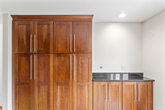 12 Boulevard Dr Unit 21-130, Danbury, CT 06810 - detailed view of recessed lighting