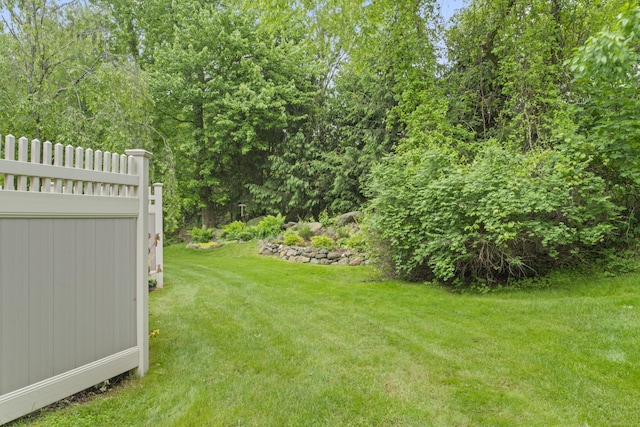 12 Boulevard Dr Unit 21-130, Danbury, CT 06810 - view of grassy yard