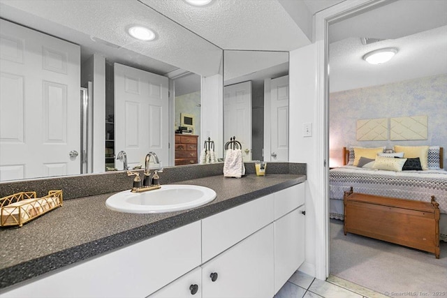 5 Pheasant Run, Guilford, CT 06437 - ensuite bathroom with vanity