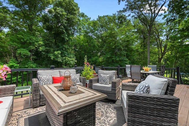 5 Pheasant Run, Guilford, CT 06437 - deck featuring outdoor dining area and an outdoor living space