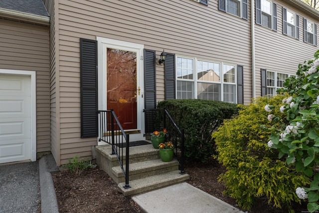 view of exterior entry