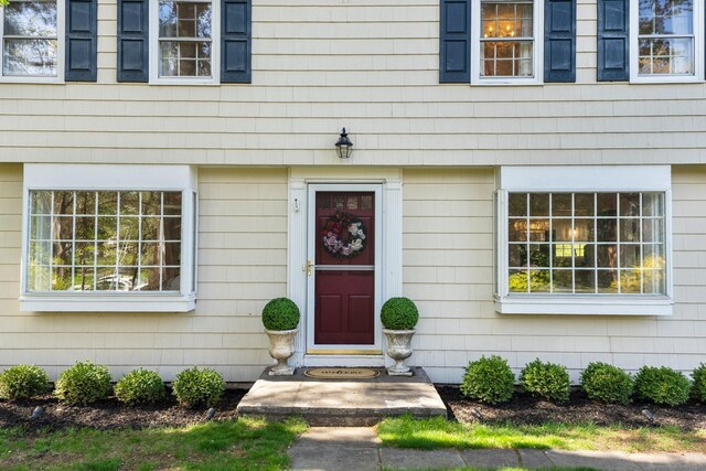 view of exterior entry