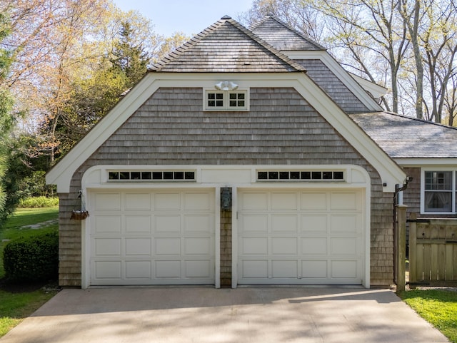 5 Clarks Ln, Old Lyme, CT 06371 - view of garage