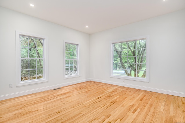 127 Hanover Rd, Newtown, CT 06470 - empty room featuring healthy amount of natural light, baseboards, and recessed lighting