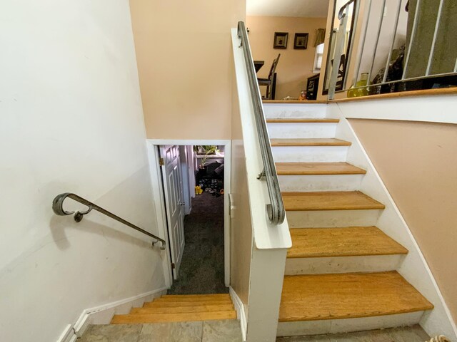 456 Main St, West Haven, CT 06516 - view of stairs