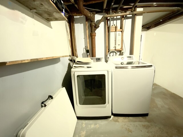 456 Main St, West Haven, CT 06516 - washroom with washer and clothes dryer