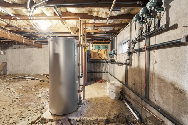 200 Sachem Head Rd, Guilford, CT 06437 - below grade area featuring gas water heater