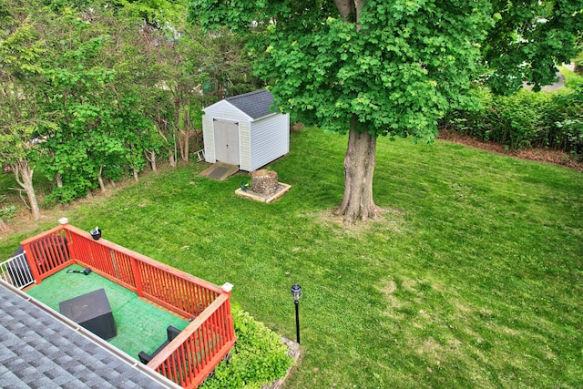 839 Washington Avenue Extension, Waterbury, CT 06708 - view of grassy yard featuring a deck
