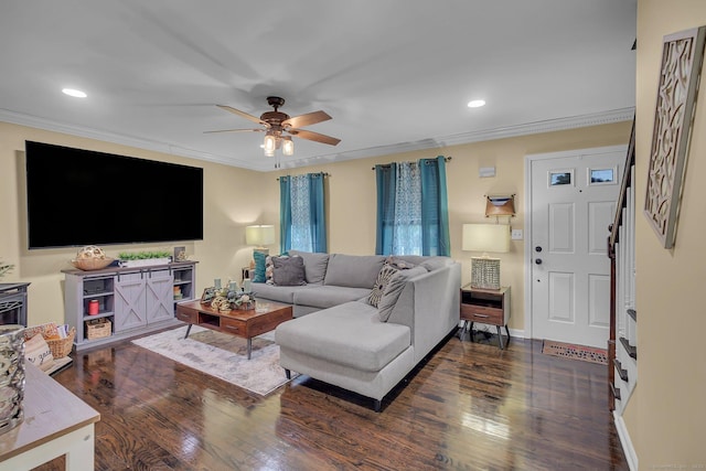 living room featuring dark wood-style flooring, ceiling fan, crown molding, recessed lighting, and baseboards