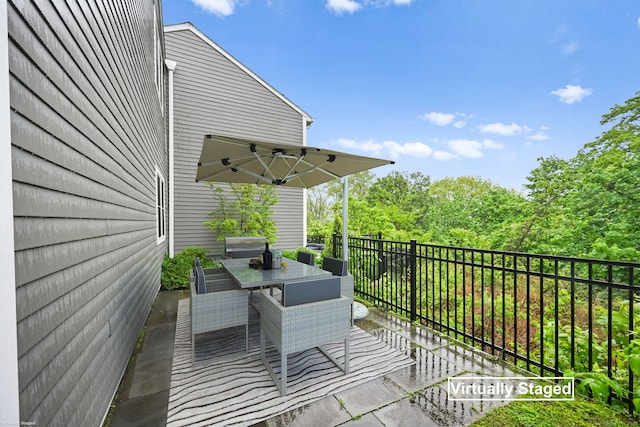 8 View St Unit 10, Greenwich, CT 06830 - balcony with outdoor dining space and ceiling fan