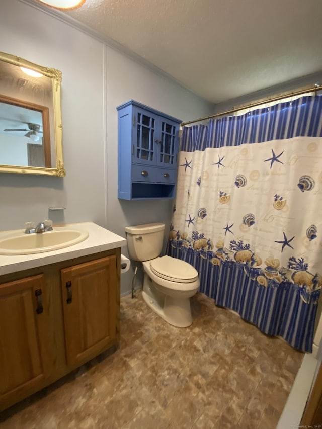 20 Connecticut Dr, Plainfield, CT 06374 - full bath featuring toilet, vanity, and a shower with curtain