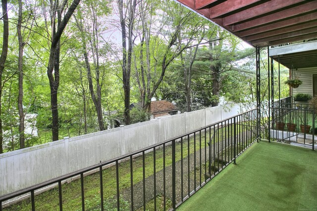 50 Greenhouse Rd Unit 17A, Bridgeport, CT 06606 - view of balcony