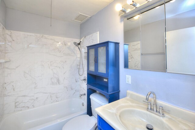 50 Greenhouse Rd Unit 17A, Bridgeport, CT 06606 - full bathroom featuring shower / bath combination, toilet, and vanity