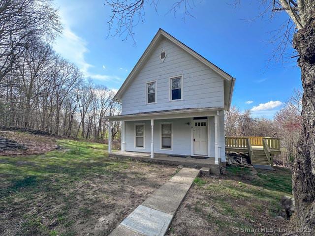 39 Tanner Ave, Norwich, CT 06360 - view of front facade featuring covered porch