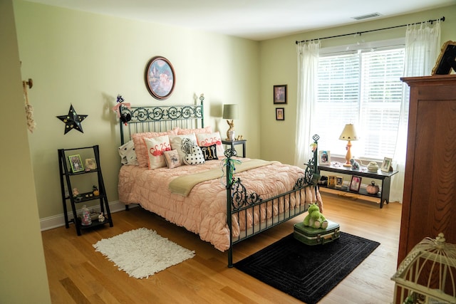 45 N Gate Rd, Woodbury, CT 06798 - bedroom with wood finished floors and baseboards