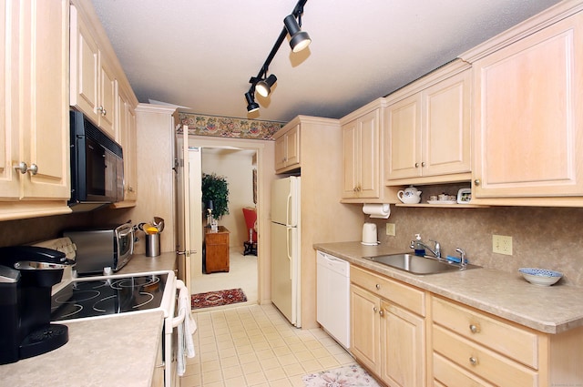 701 Heritage Vlg Unit B, Southbury, CT 06488 - kitchen featuring white appliances, light tile patterned floors, light countertops, and backsplash