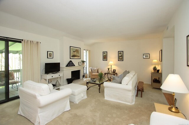 699 Heritage Vlg Unit B, Southbury, CT 06488