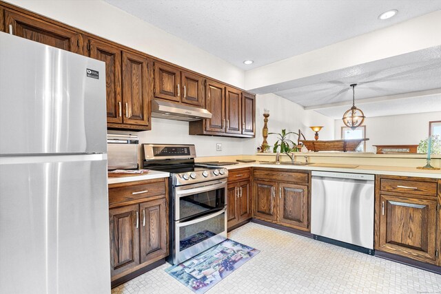 55 Mill Plain Rd Unit 8-1, Danbury, CT 06811 - photo 3