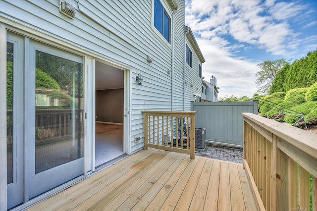 37 Valley Run Dr Unit 37, Cromwell, CT 06416 - view of wooden terrace