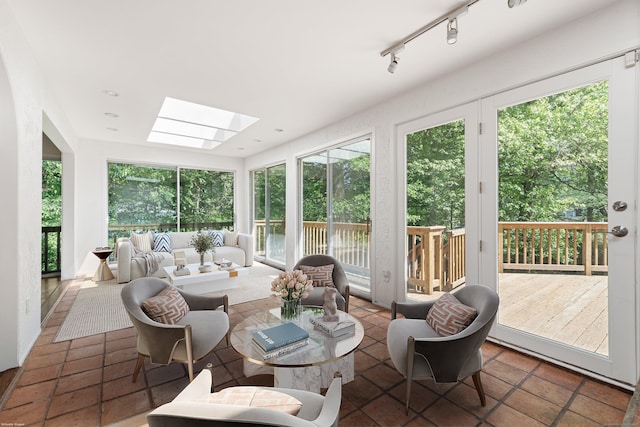 16 Wakerobin Rd, Norwalk, CT 06851 - sunroom / solarium with a skylight