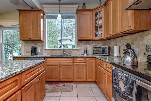 1440 Straits Tpke, Middlebury, CT 06762 - kitchen with a sink, backsplash, under cabinet range hood, and electric stove